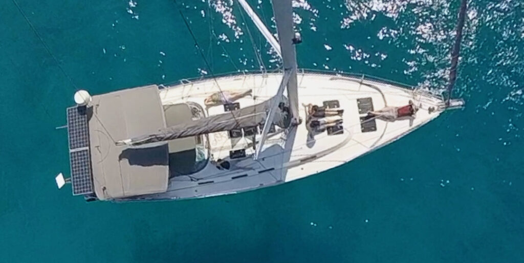 bateau vu d'en haut