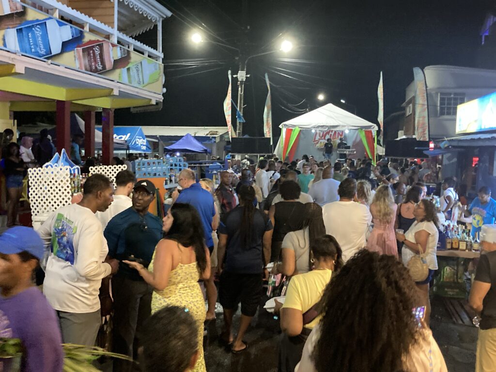 Friday night à Rodney Bay, Sainte Lucie